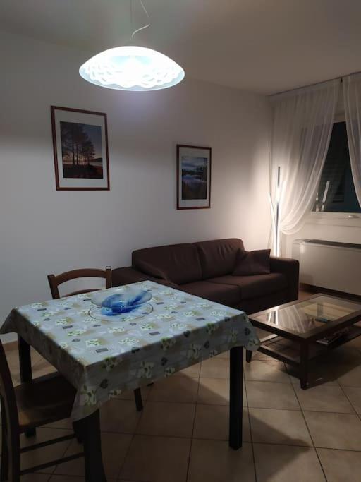 La Casa Sul Lago Monvalle Екстериор снимка